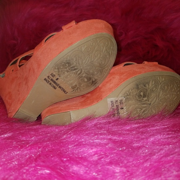 Wedges - Picture 2 of 2
